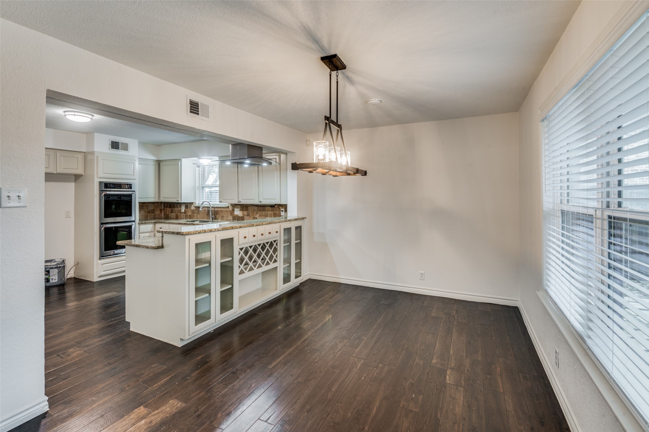 6815 Azalea Lane