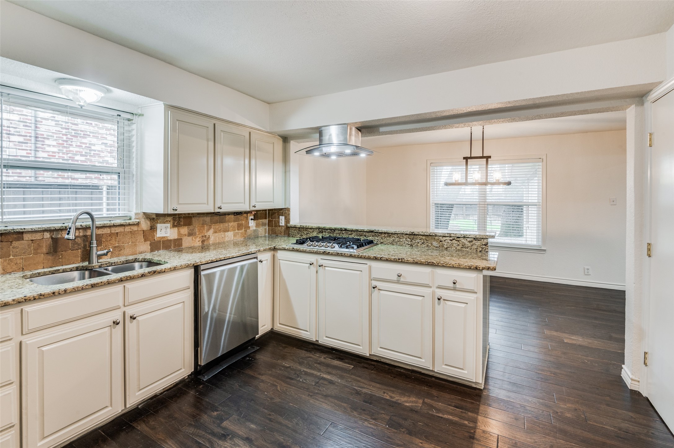 6815 Azalea Lane