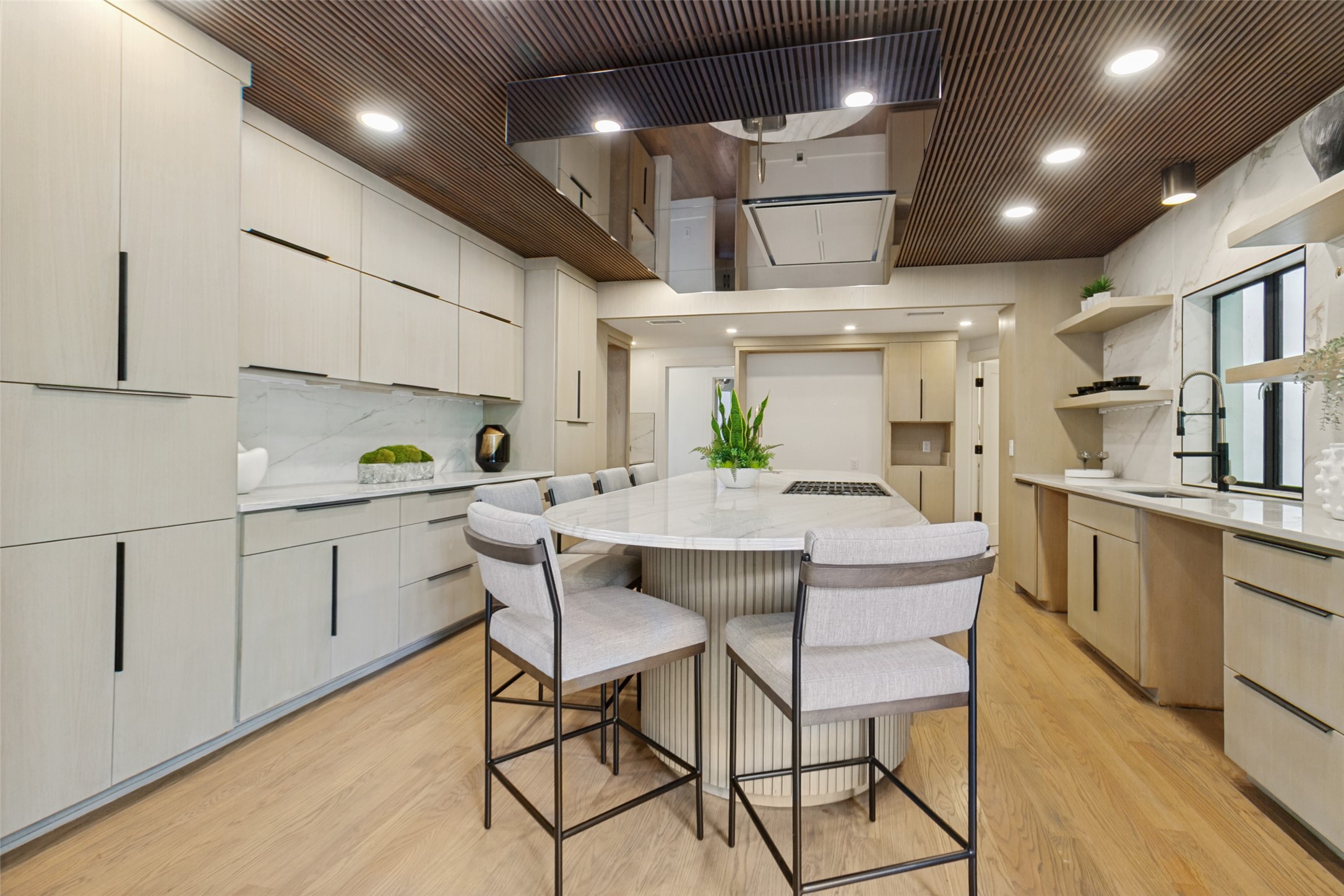 9930 Strait Lane