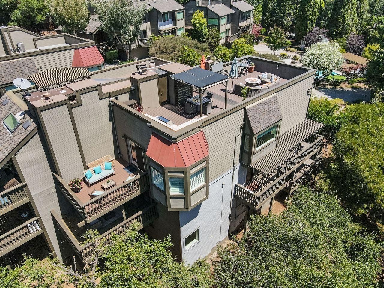 1 Bayview AVE 10