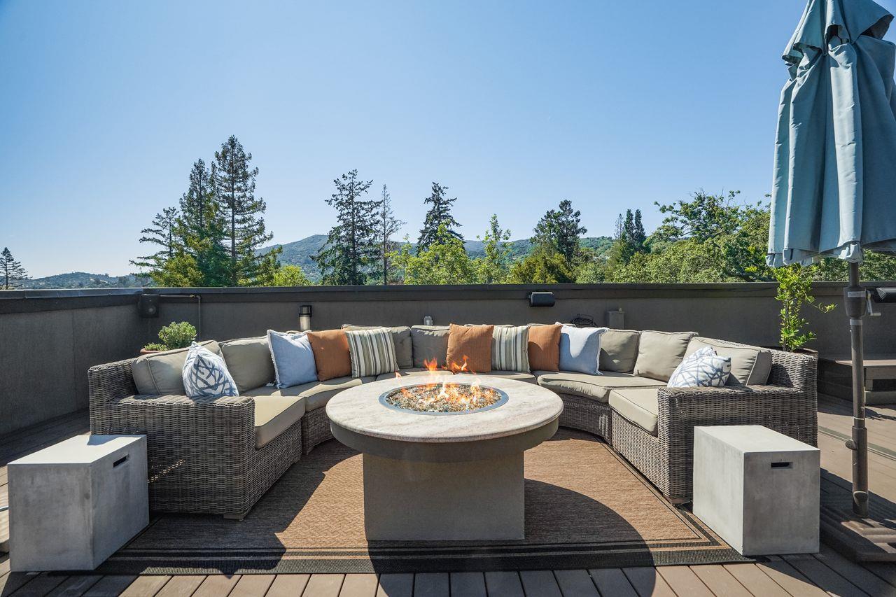 1 Bayview AVE 10