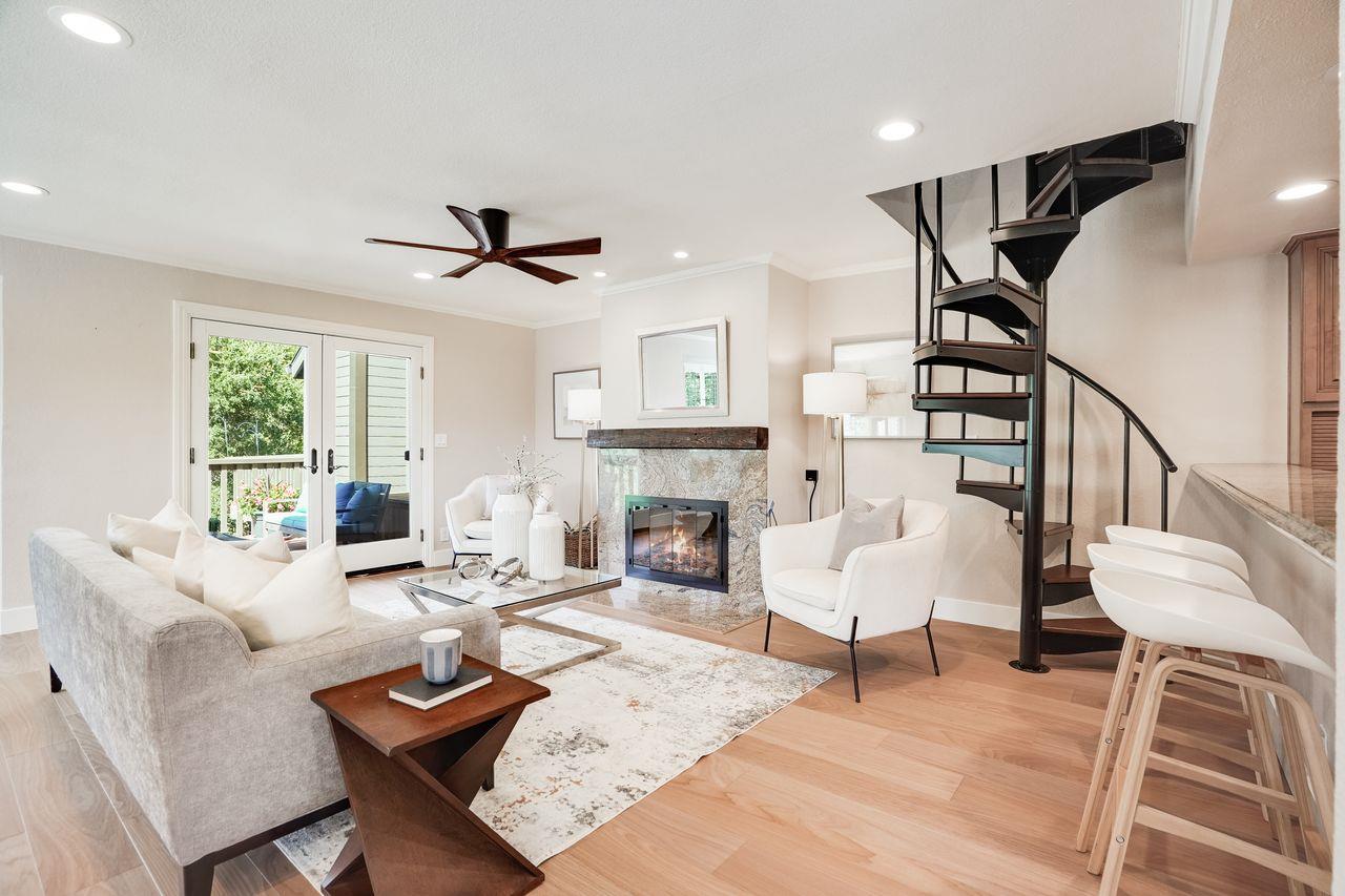 1 Bayview AVE 10