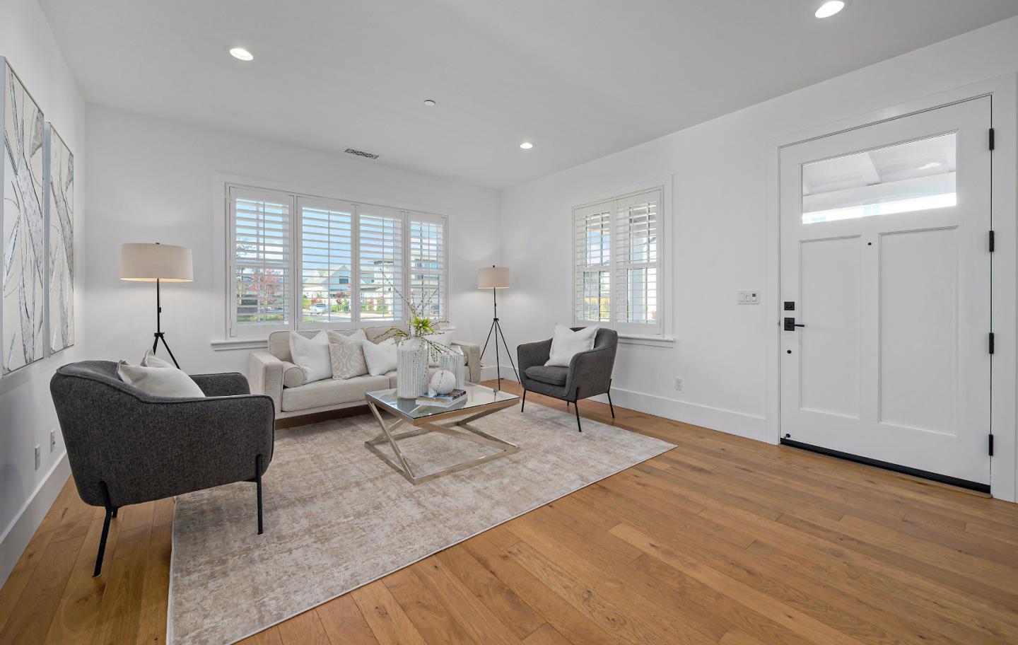 300 Haymarket CT