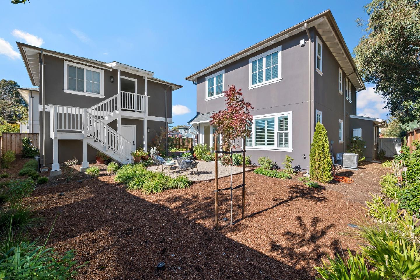 300 Haymarket CT