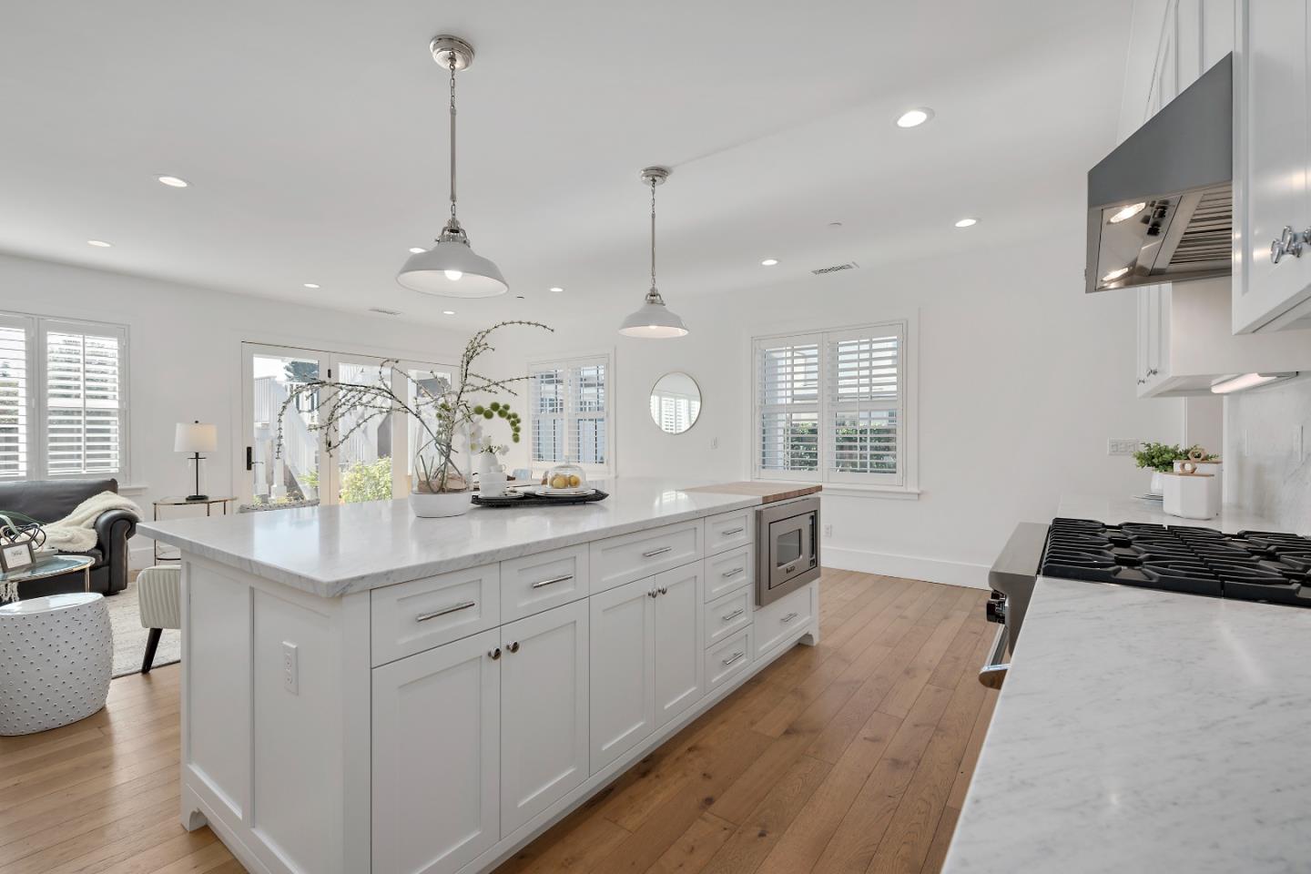 300 Haymarket CT