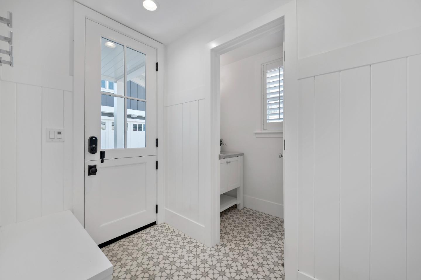 300 Haymarket CT