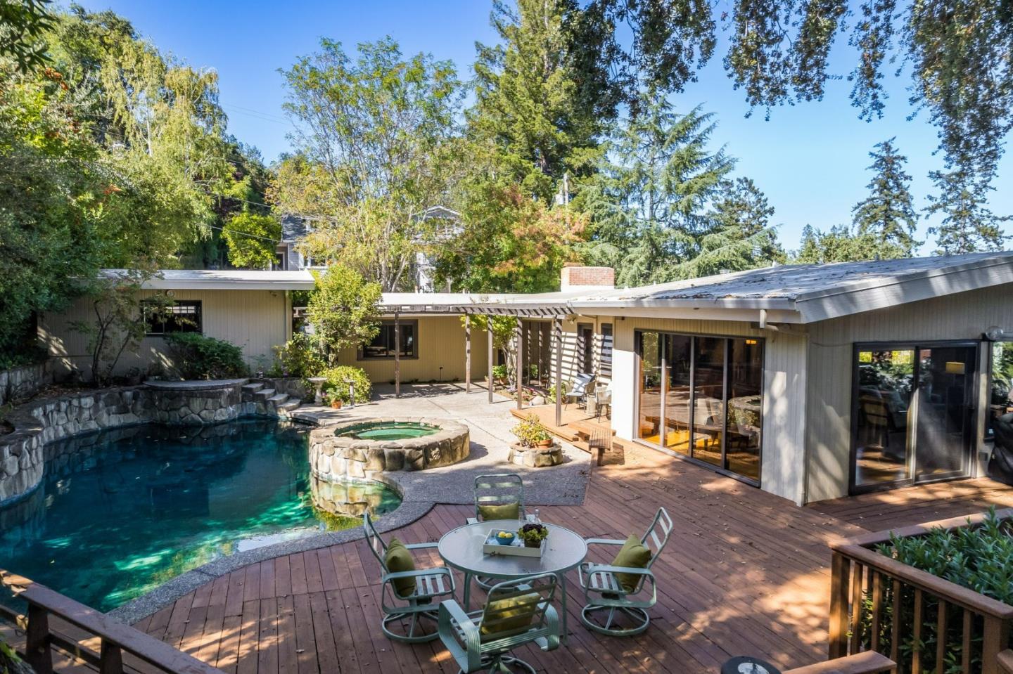 15 Clifton AVE
