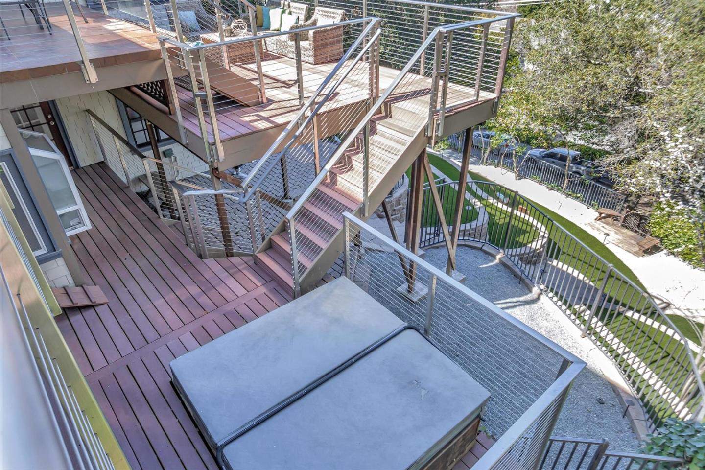 147 Cleland AVE