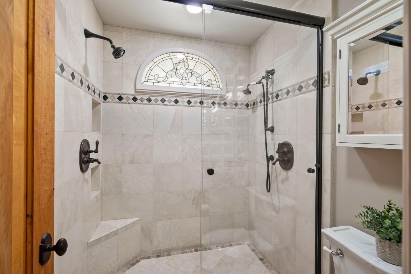 1 Bayview AVE 9