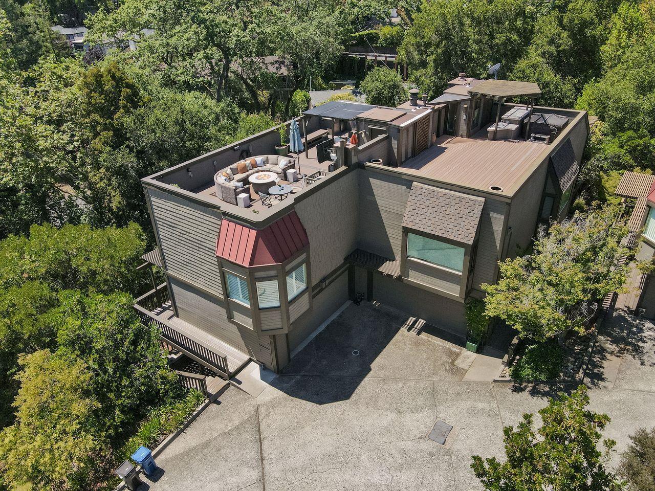 1 Bayview AVE 9