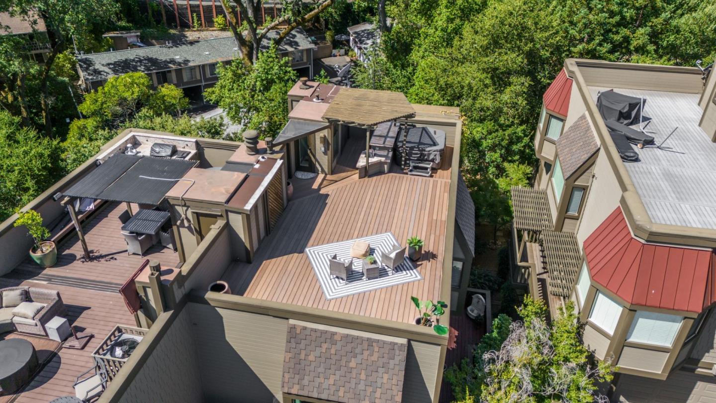 1 Bayview AVE 9