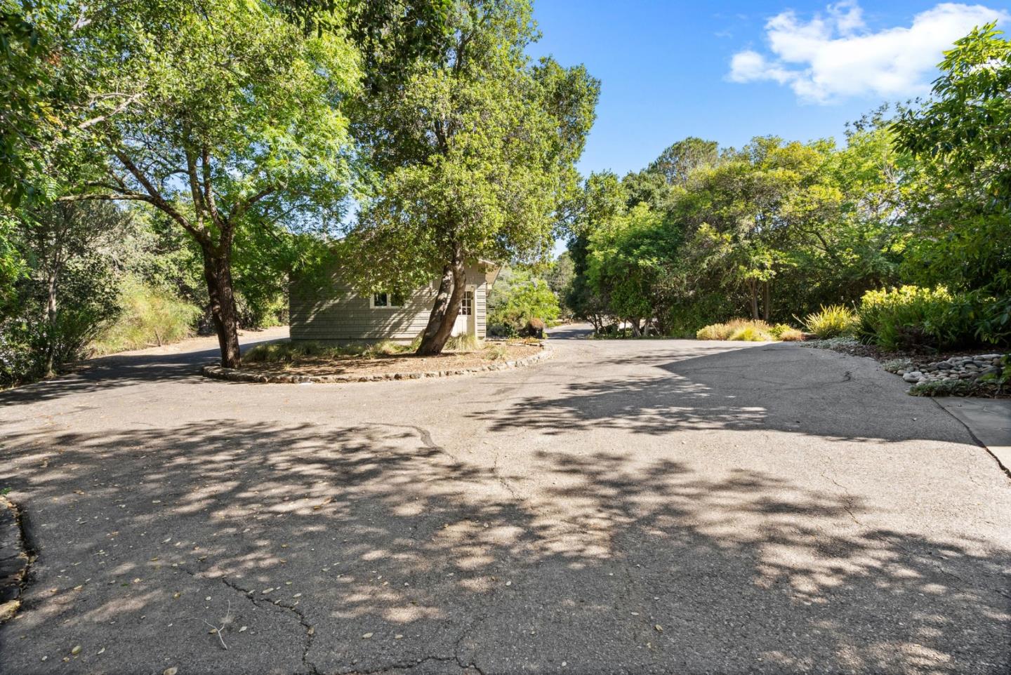 105 Highland AVE