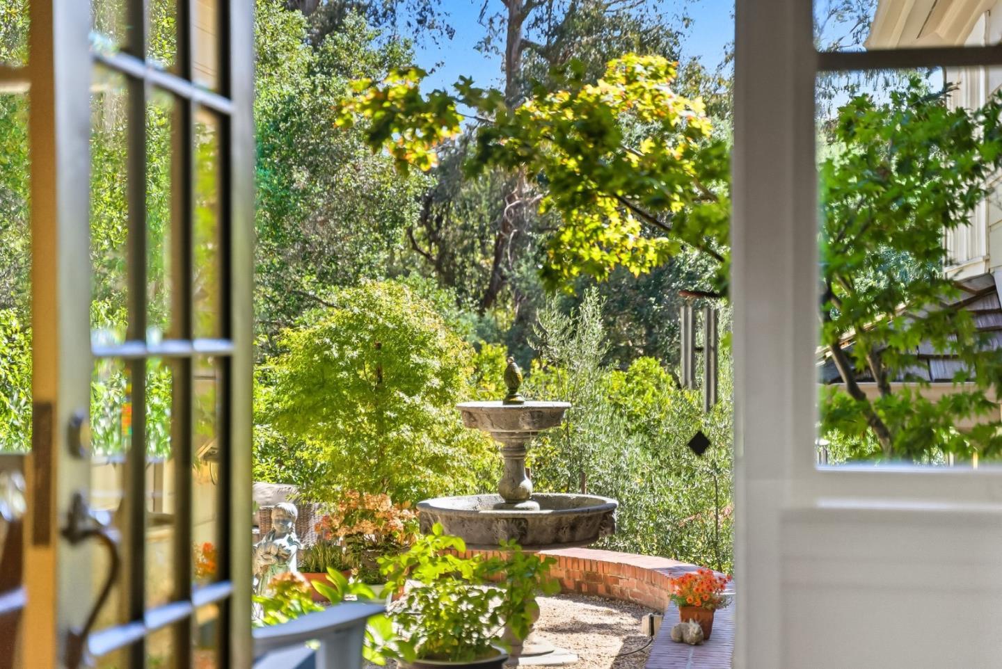 120 Oak Meadow Drive