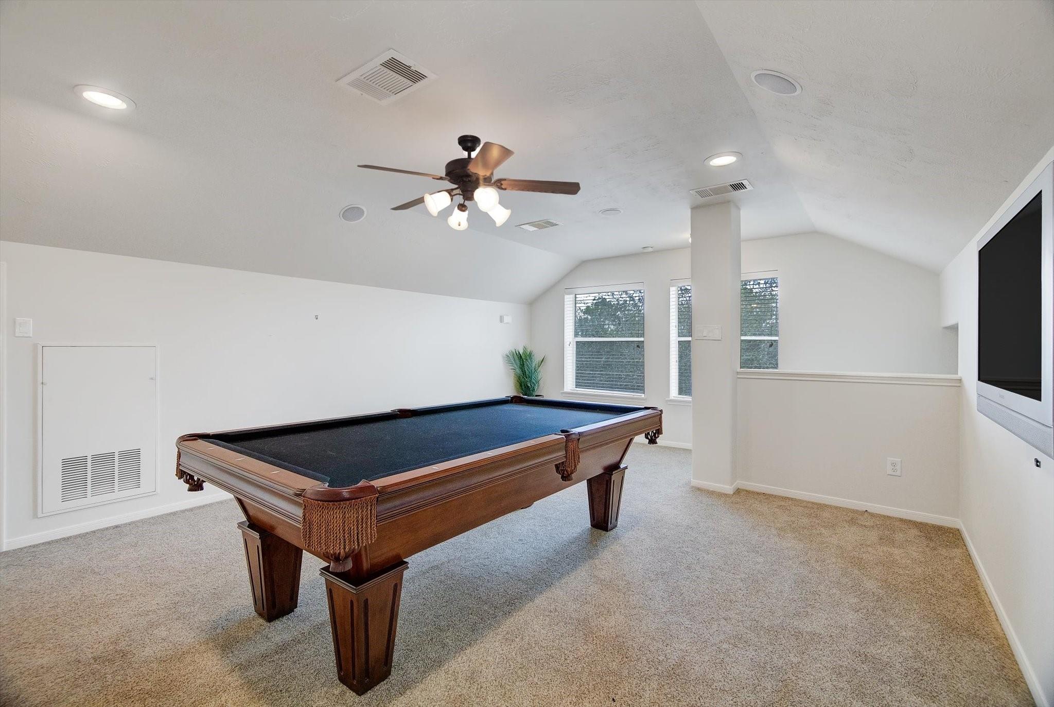 7439 Hollister Spring