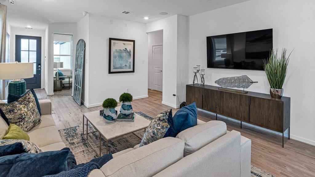 21922 Red Lantana Trail