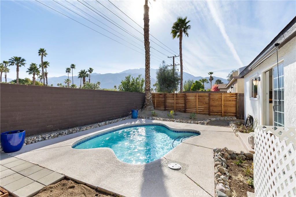 1481 E Twin Star Road