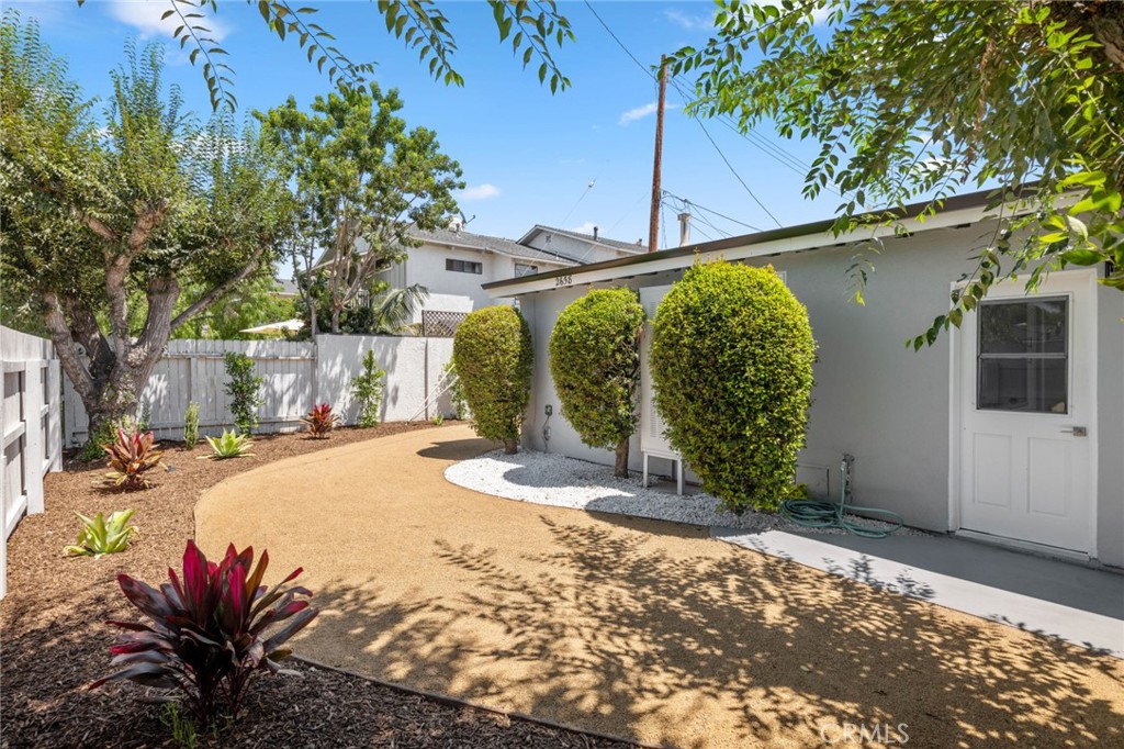 2658 Santa Ana Avenue Unit: A
