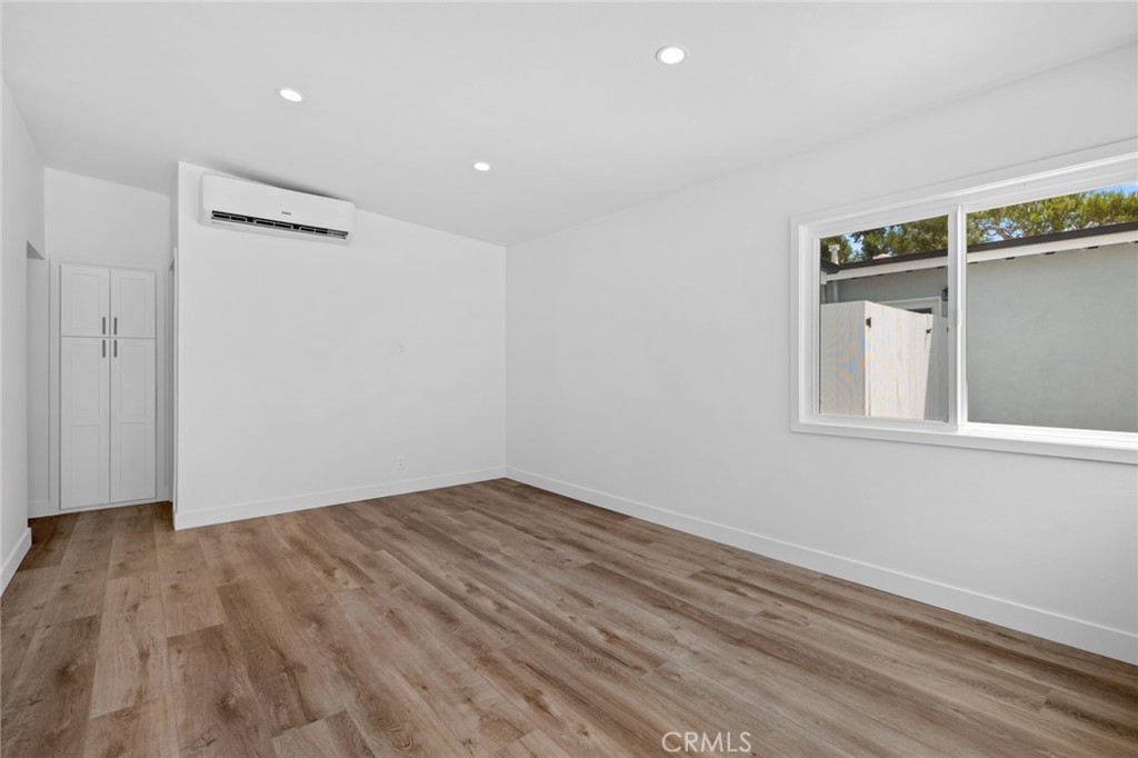 2658 Santa Ana Avenue Unit: A
