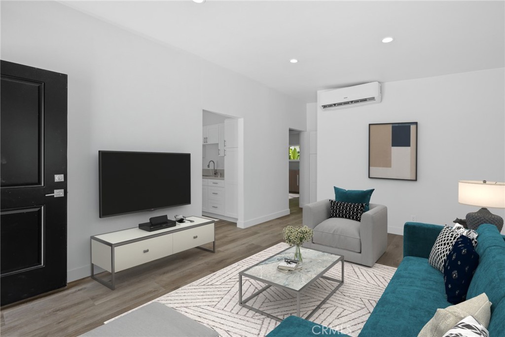 2658 Santa Ana Avenue Unit: A