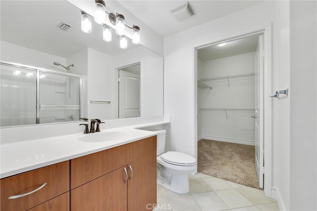 1801 E Katella Avenue Unit: 3043