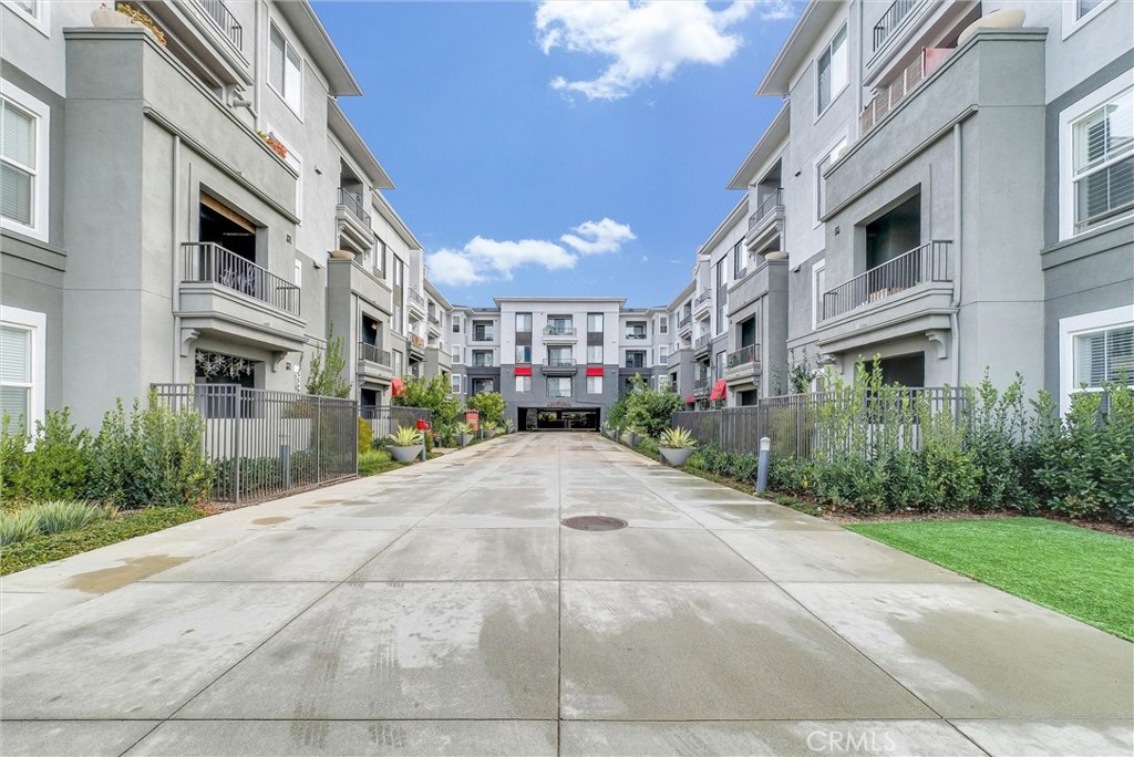 1801 E Katella Avenue Unit: 3043