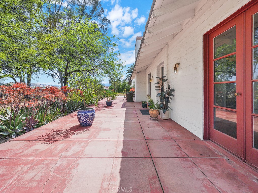 32177 Prairie Crossing Drive