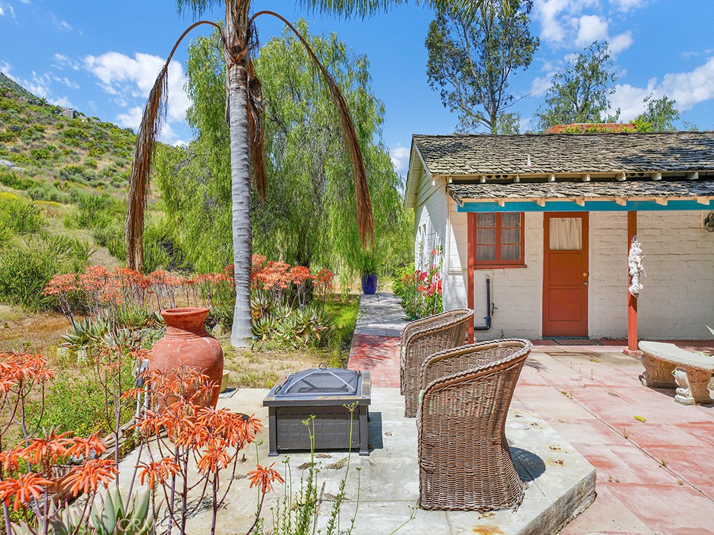 32177 Prairie Crossing Drive