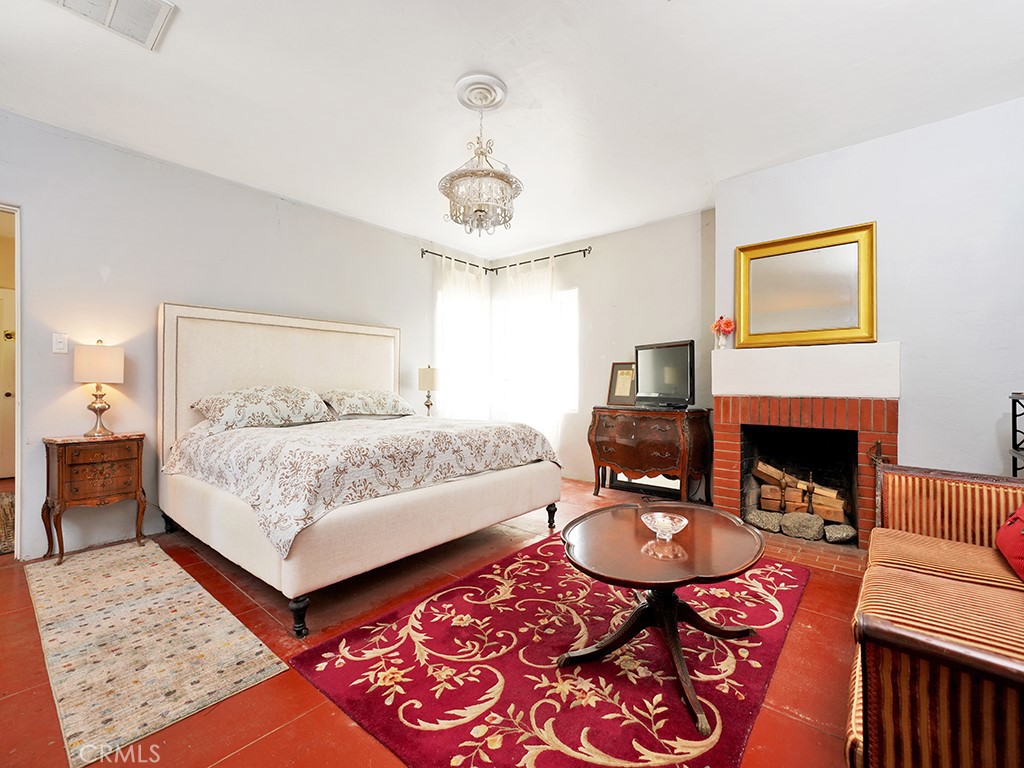 32177 Prairie Crossing Drive