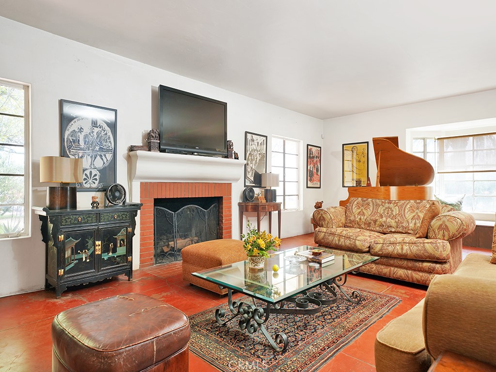 32177 Prairie Crossing Drive