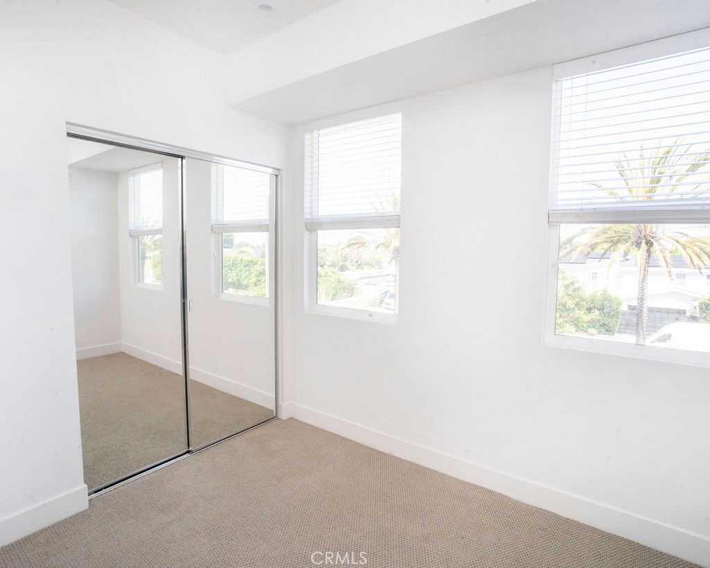 1183 Winslow