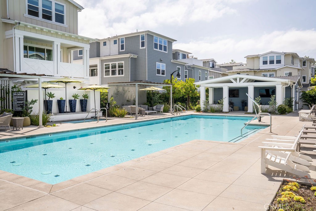 1183 Winslow