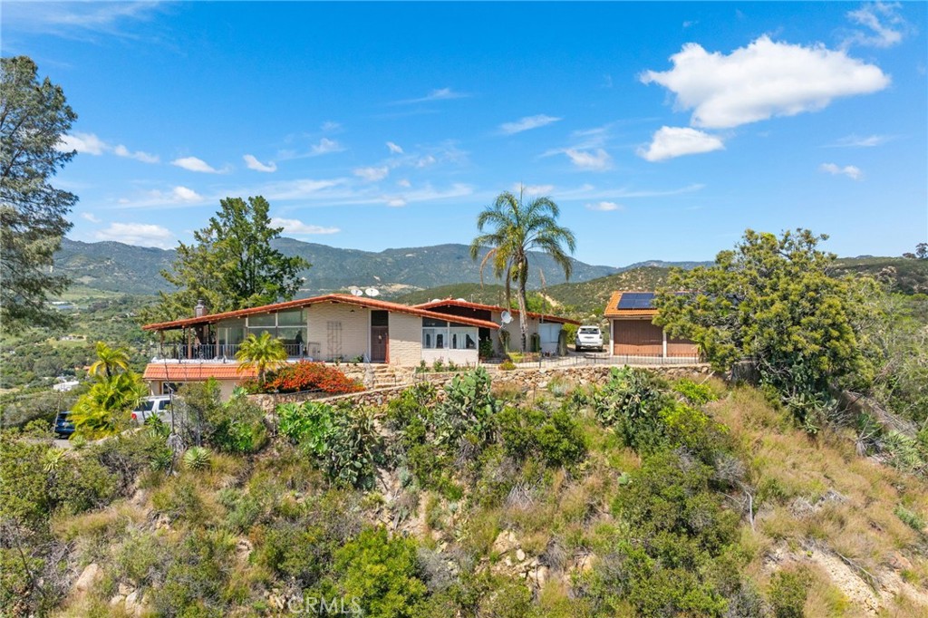 39425 De Luz Rd