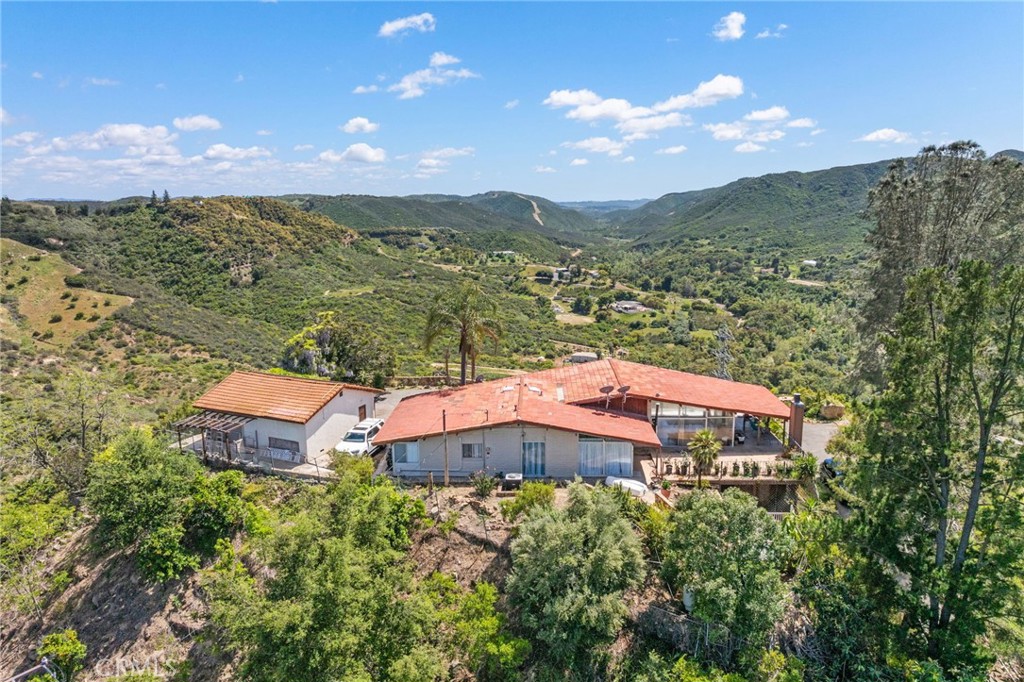 39425 De Luz Rd