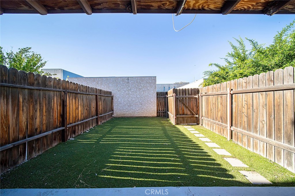 1426 Everton Place