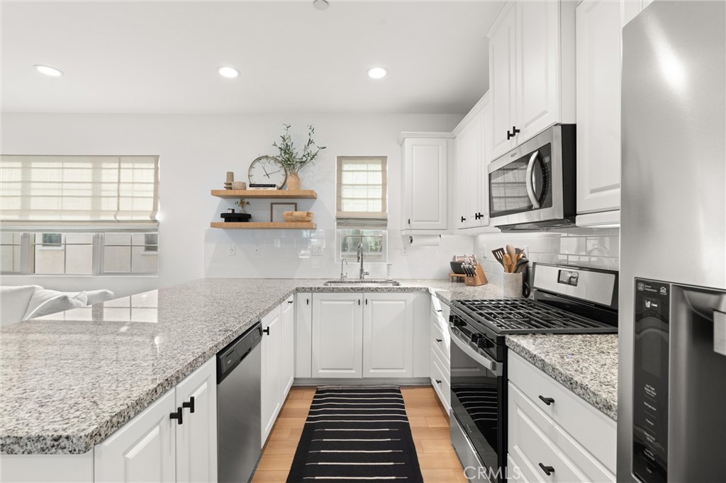 216 Lantana Dr