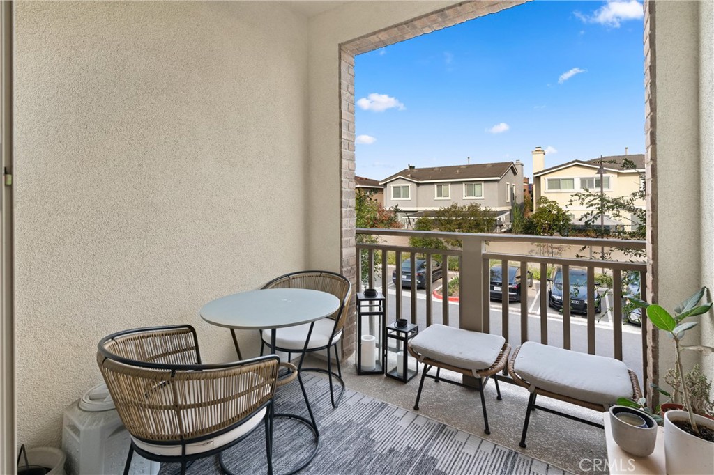 216 Lantana Dr