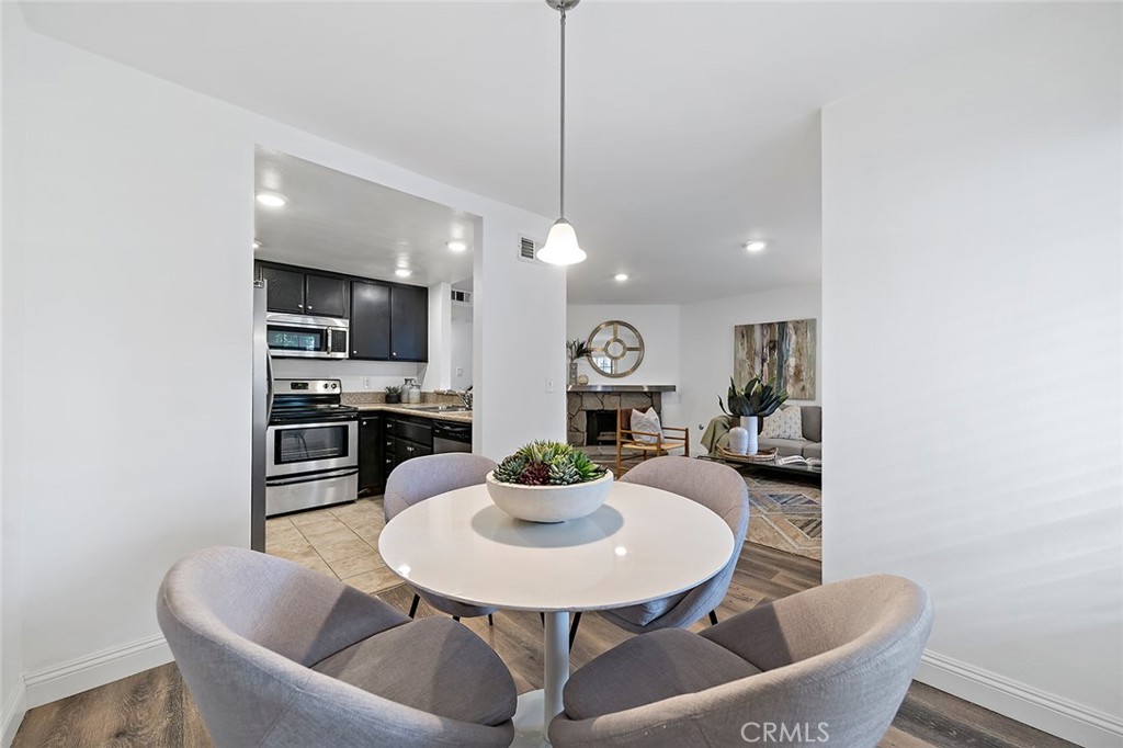 12045 Foster Road 2