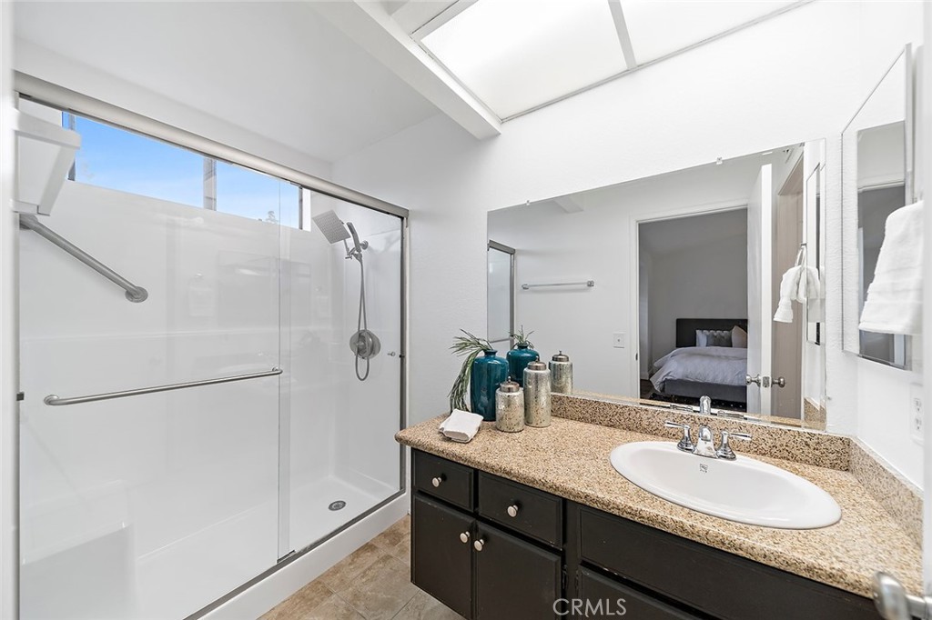 12045 Foster Road 2