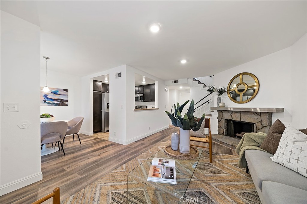 12045 Foster Road 2