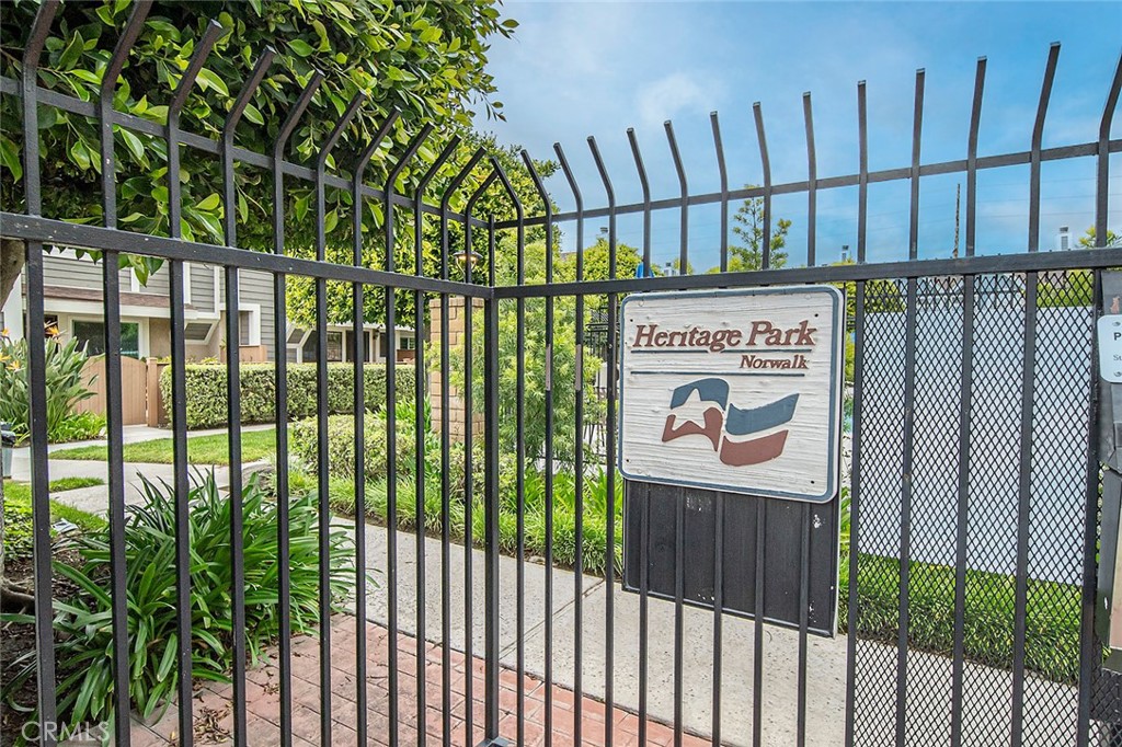 12045 Foster Road 2