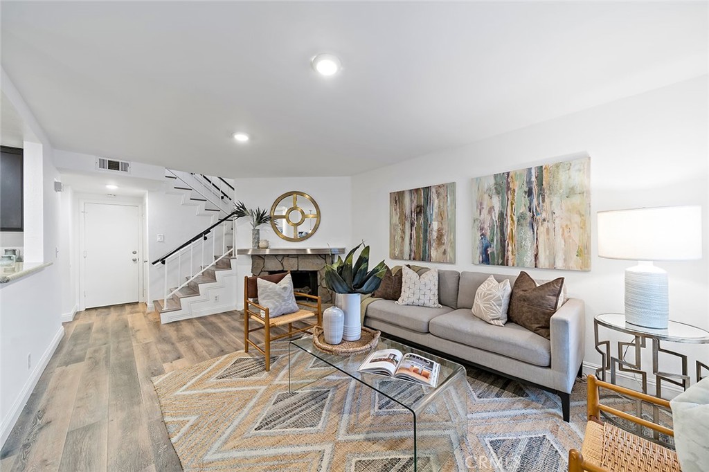 12045 Foster Road 2