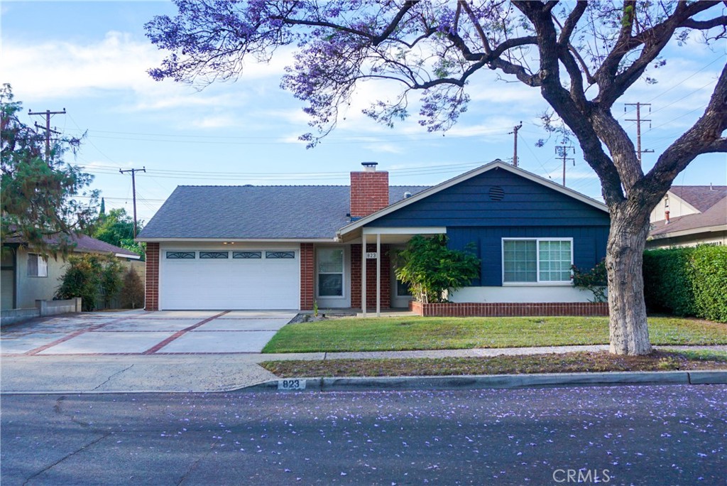 823 E Culver Avenue