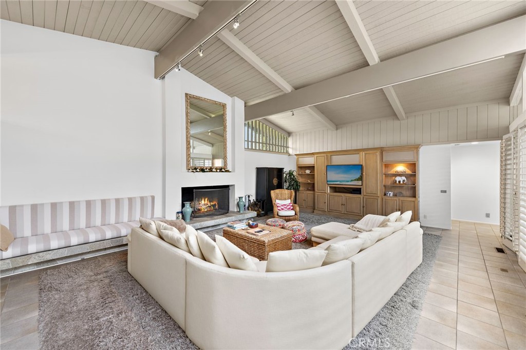 1401 Lincoln Lane