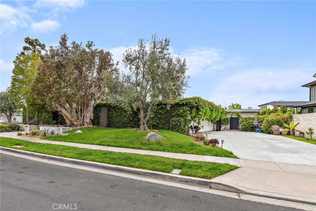 1401 Lincoln Lane