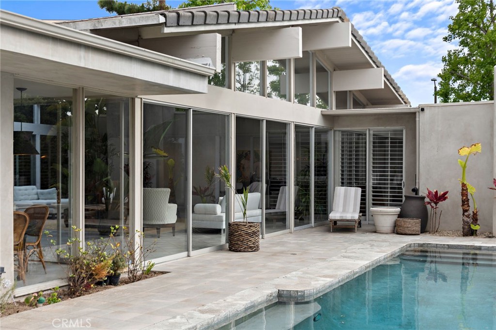 1401 Lincoln Lane