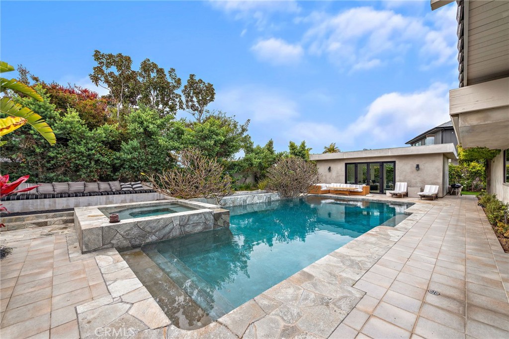 1401 Lincoln Lane