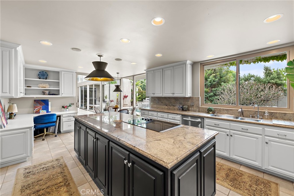 1401 Lincoln Lane