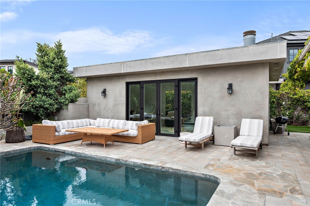 1401 Lincoln Lane