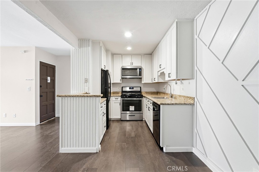 1001 W MacArthur Boulevard 130