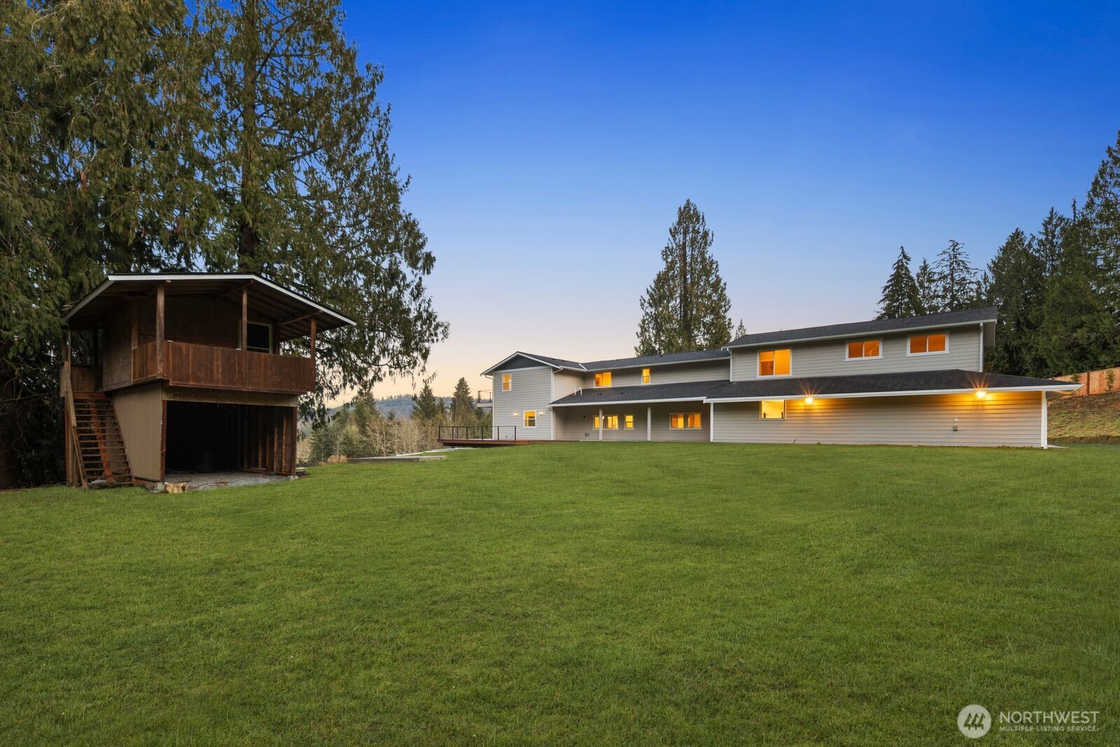 4426 195th Avenue SE